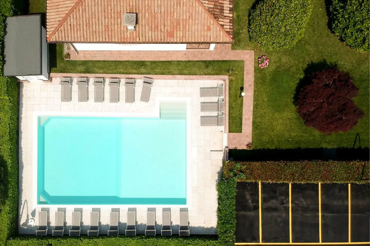 סירמיונה Residence Bianca
